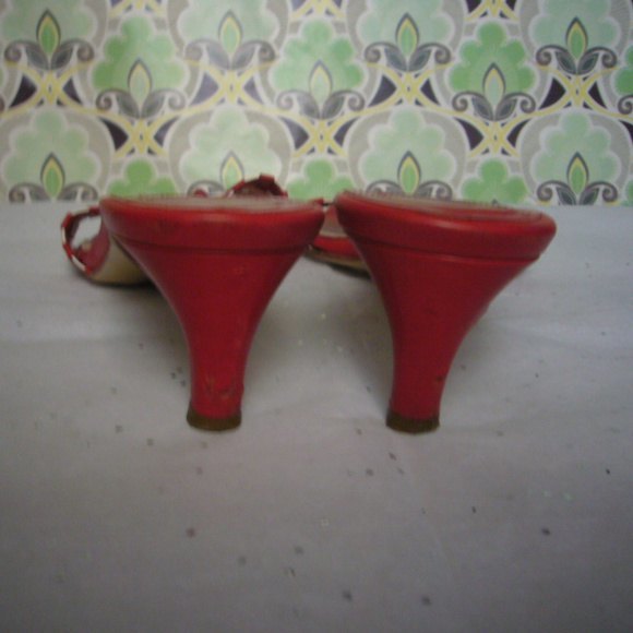 Bruno Magli Vintage Red White Sandal Square Toe - Size 8 Thong - Picture 4 of 8